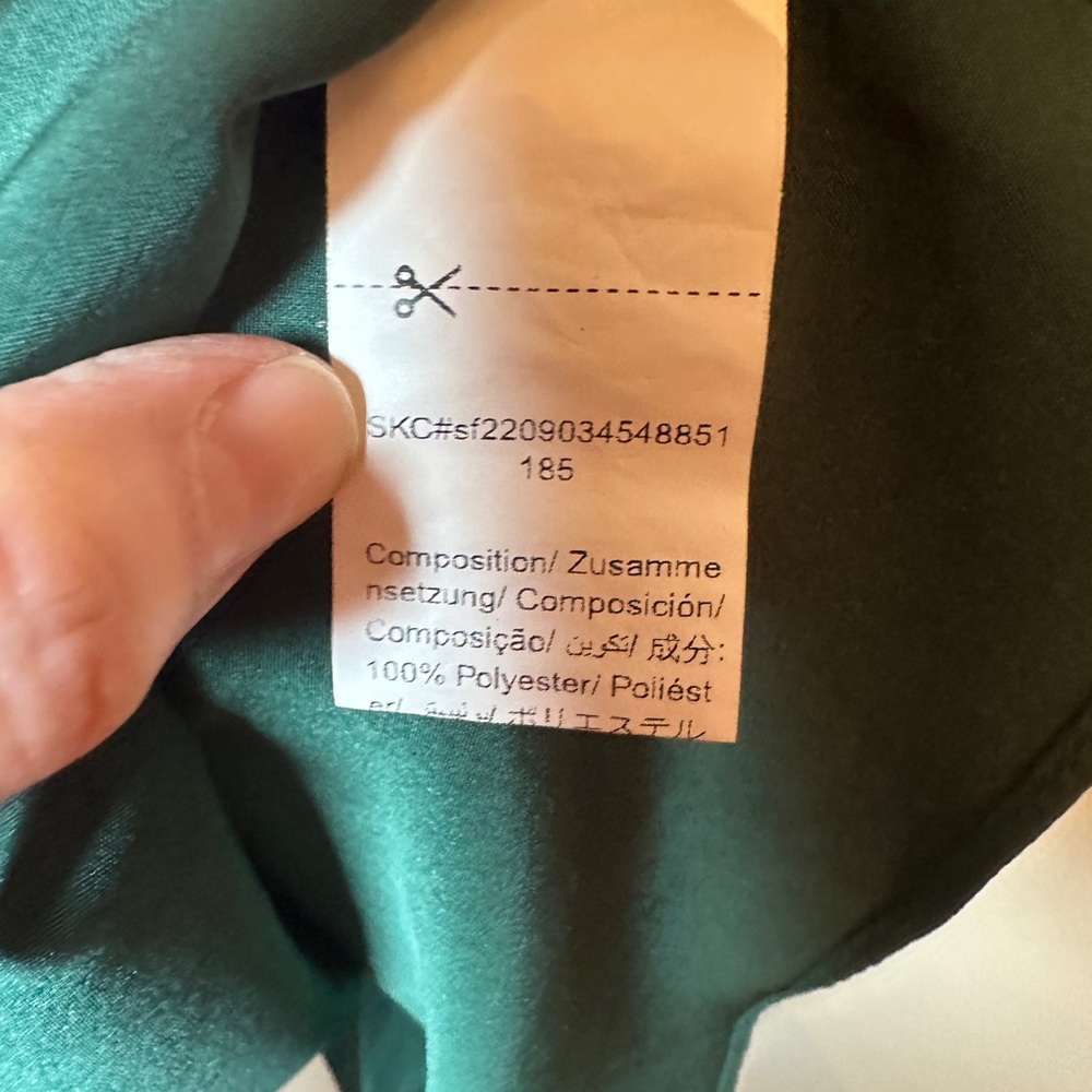 Green Off-Shoulder Ruffle Sleeve Top - Picture 4 of 4
